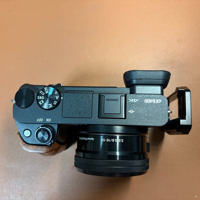 α6400 ILCE-6400L パワーズームレンズキット "ブラック"