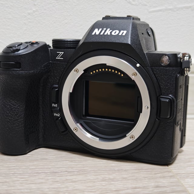 Z5II ボディ