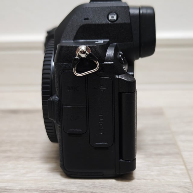 Z5II ボディ