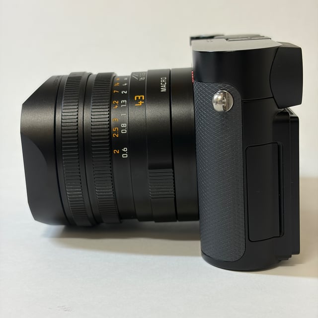 LEICA Q3 43