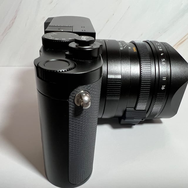 LEICA Q3 43