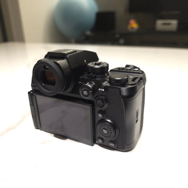 LUMIX S1 IIE(DC-S1M2ES) ボディ