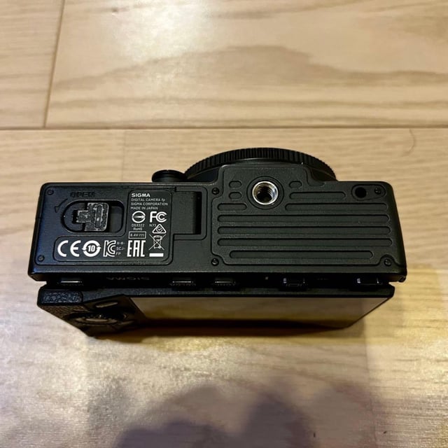 SIGMA fp ボディ