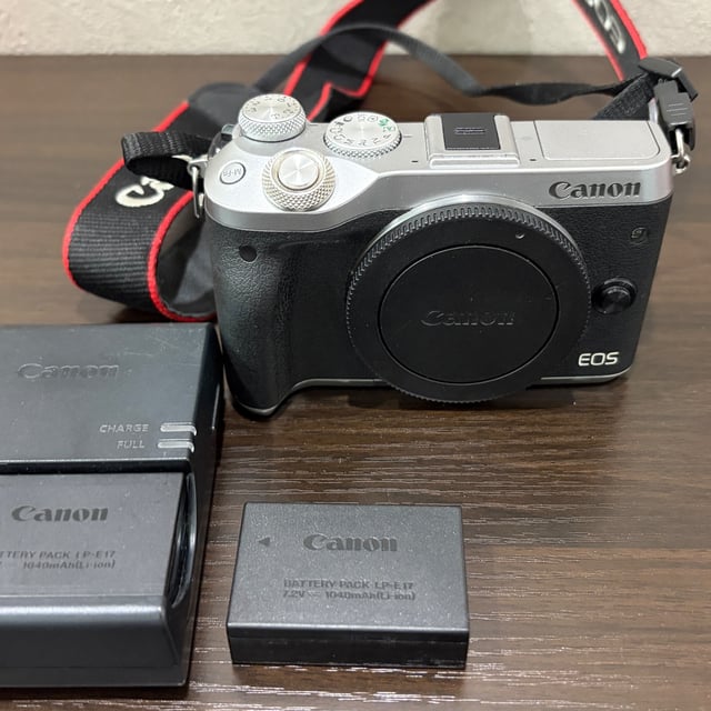 EOS M6 ボディ