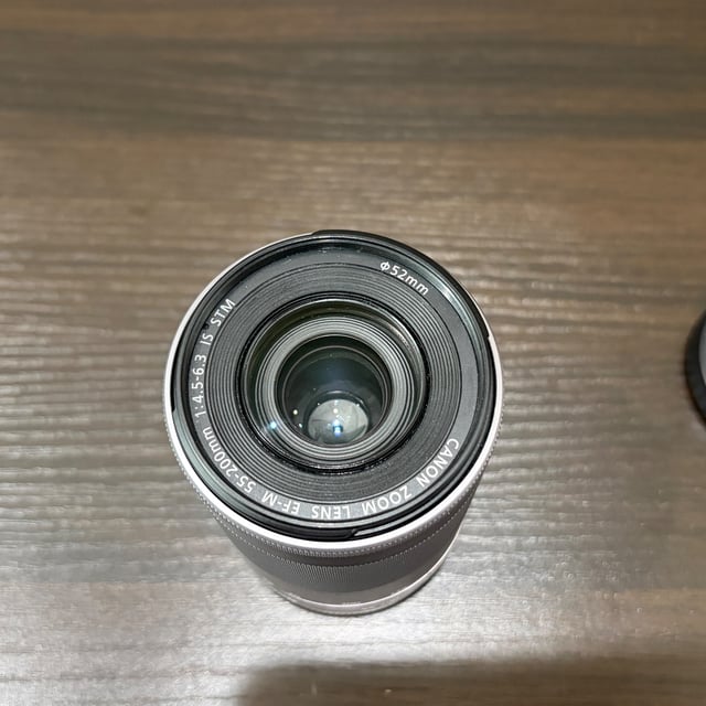 EF-M55-200mm F4.5-6.3 IS STM "シルバー"