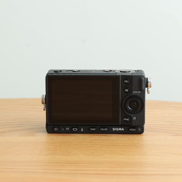 SIGMA fp ボディ