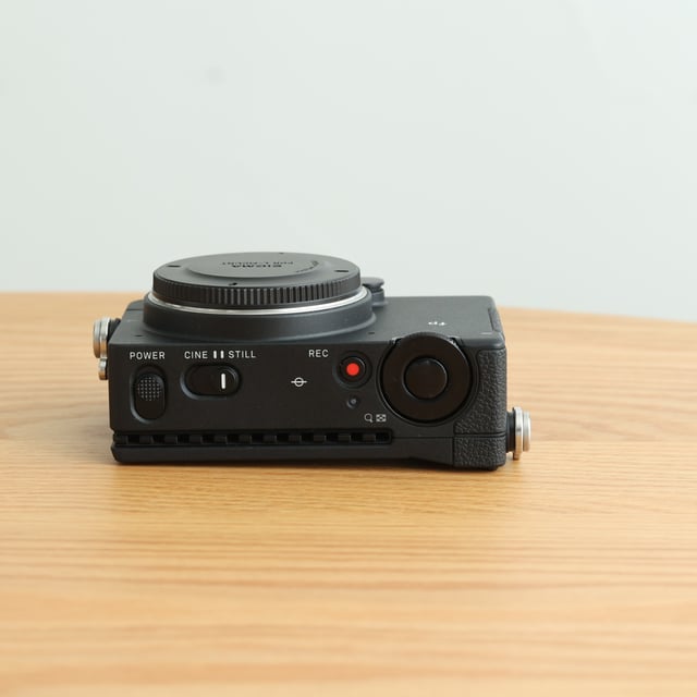SIGMA fp ボディ