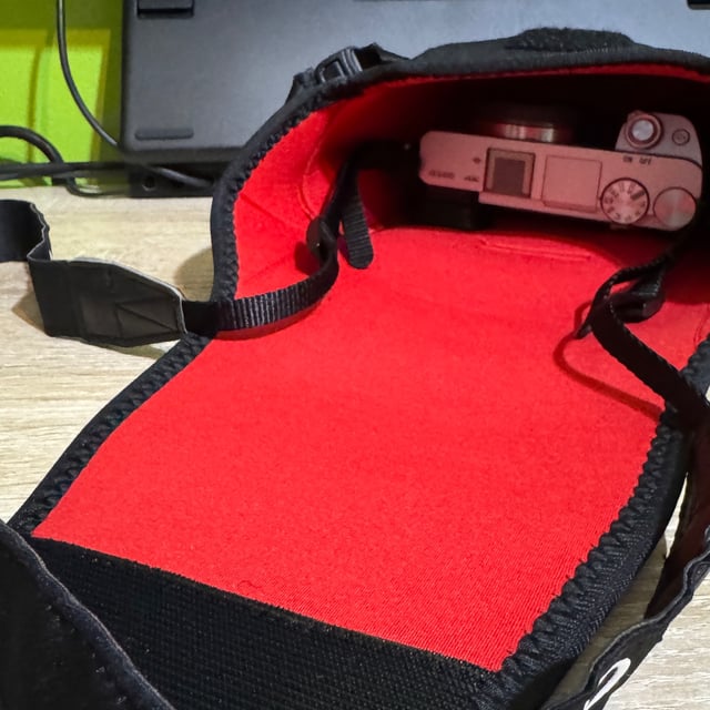 α6400 ILCE-6400 ボディ "シルバー"