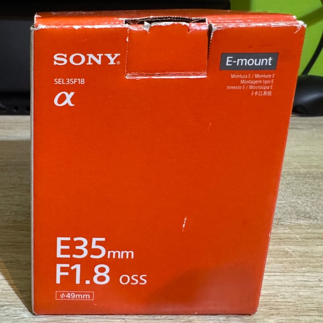 E 35mm F1.8 OSS SEL35F18