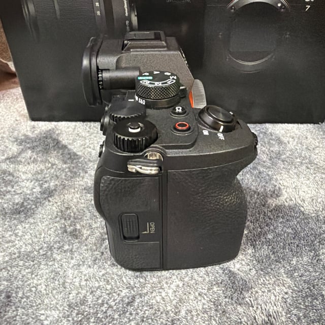 α7 IV ILCE-7M4 ボディ