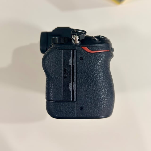 Z7II ボディ