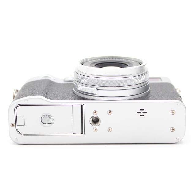 X100V "シルバー"