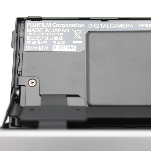 X100V "シルバー"