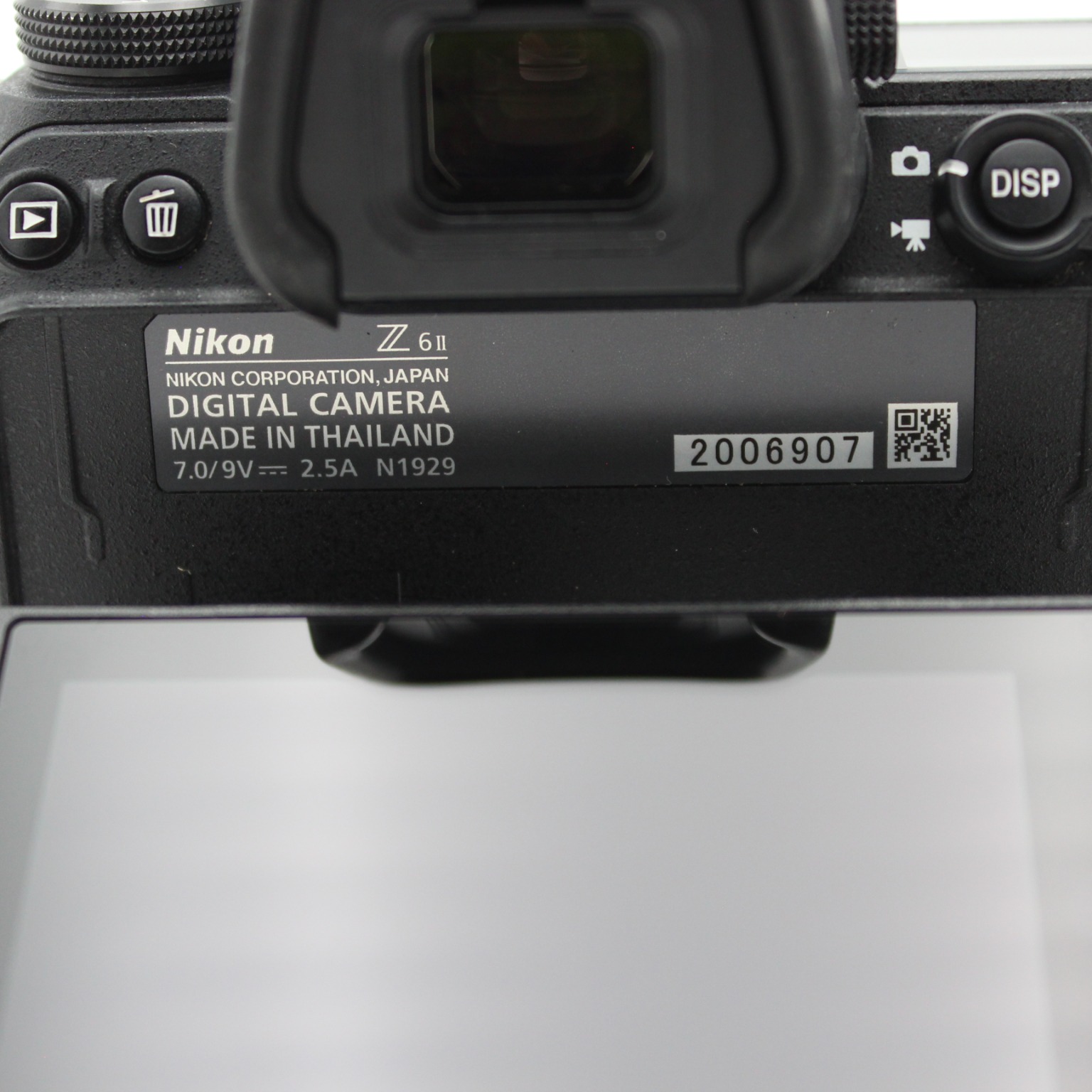 ニコン Z6II ボディの中古 (美品)・¥145,000 by リッシュカメラ