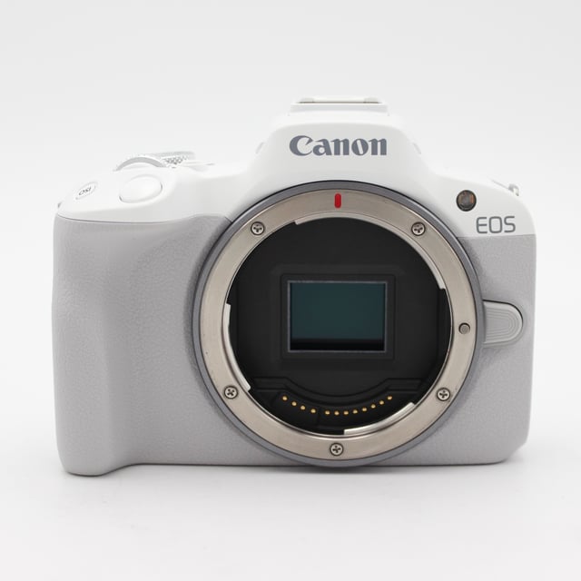 EOS R50 RF-S18-45 IS STM レンズキット "ホワイト"