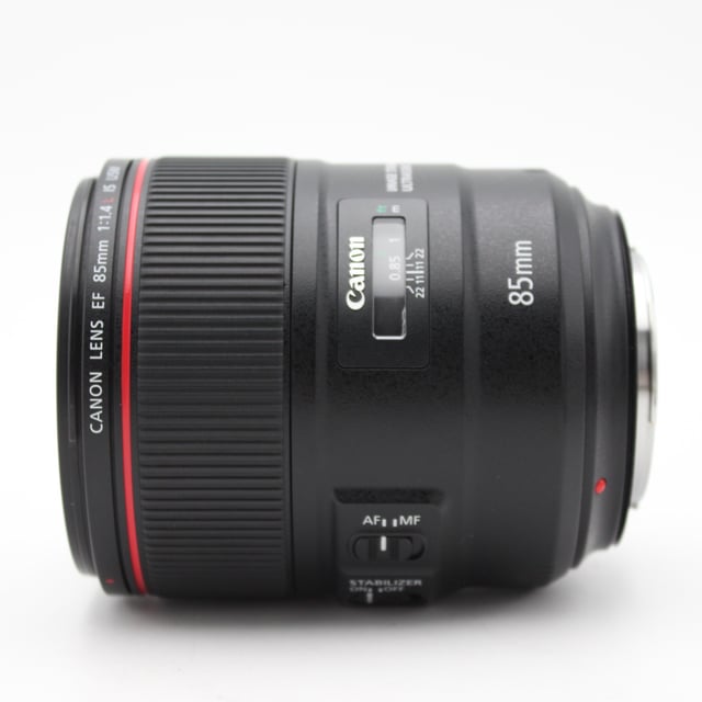 EF 85mm F1.4L IS USM
