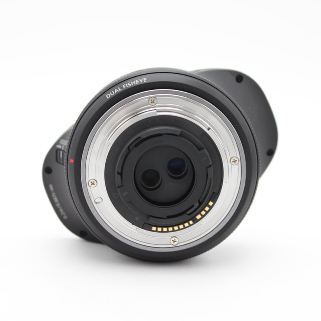 RF-S3.9mm F3.5 STM DUAL FISHEYE