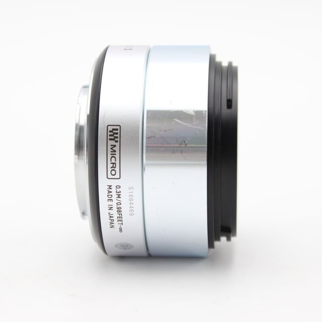 30mm F2.8 DN マイクロフォーサーズ用 "シルバー"