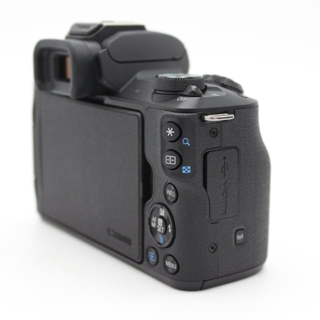EOS Kiss M ボディ "ブラック"