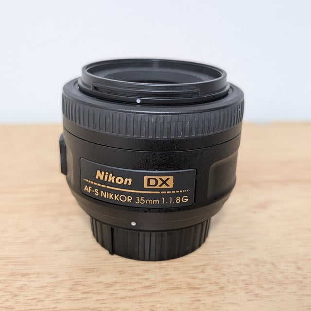 AF-S DX NIKKOR 35mm f/1.8G