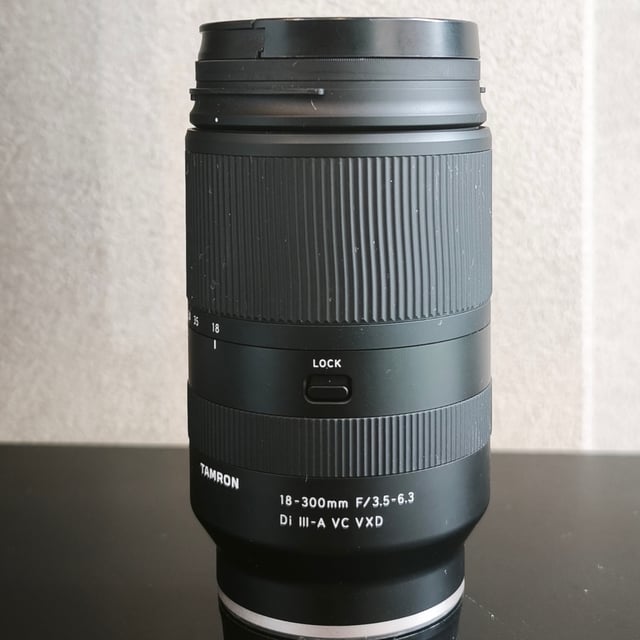 18-300mm F/3.5-6.3 Di III-A VC VXD