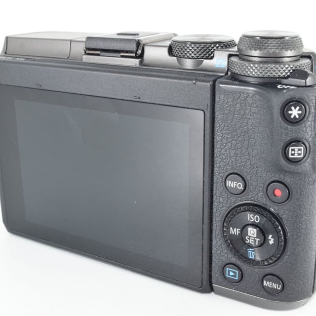 EOS M6 ボディ "ブラック"