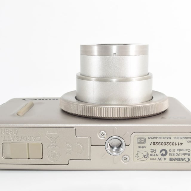 PowerShot S100 "シルバー"