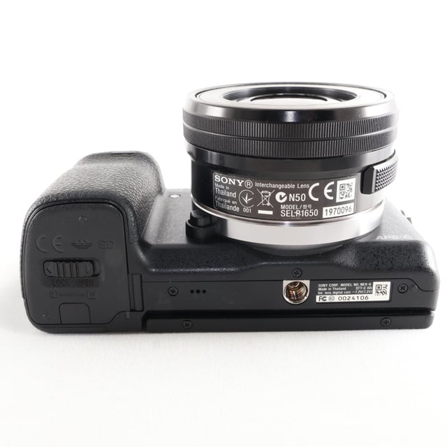 α NEX-6 ボディ