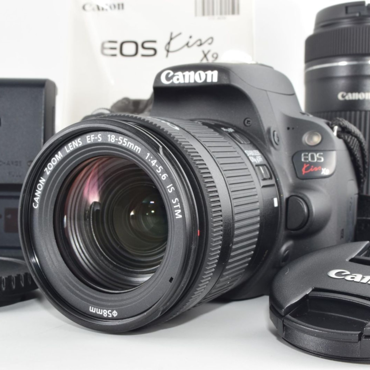 Canon EOS Kiss X9 ダブルズームキット 