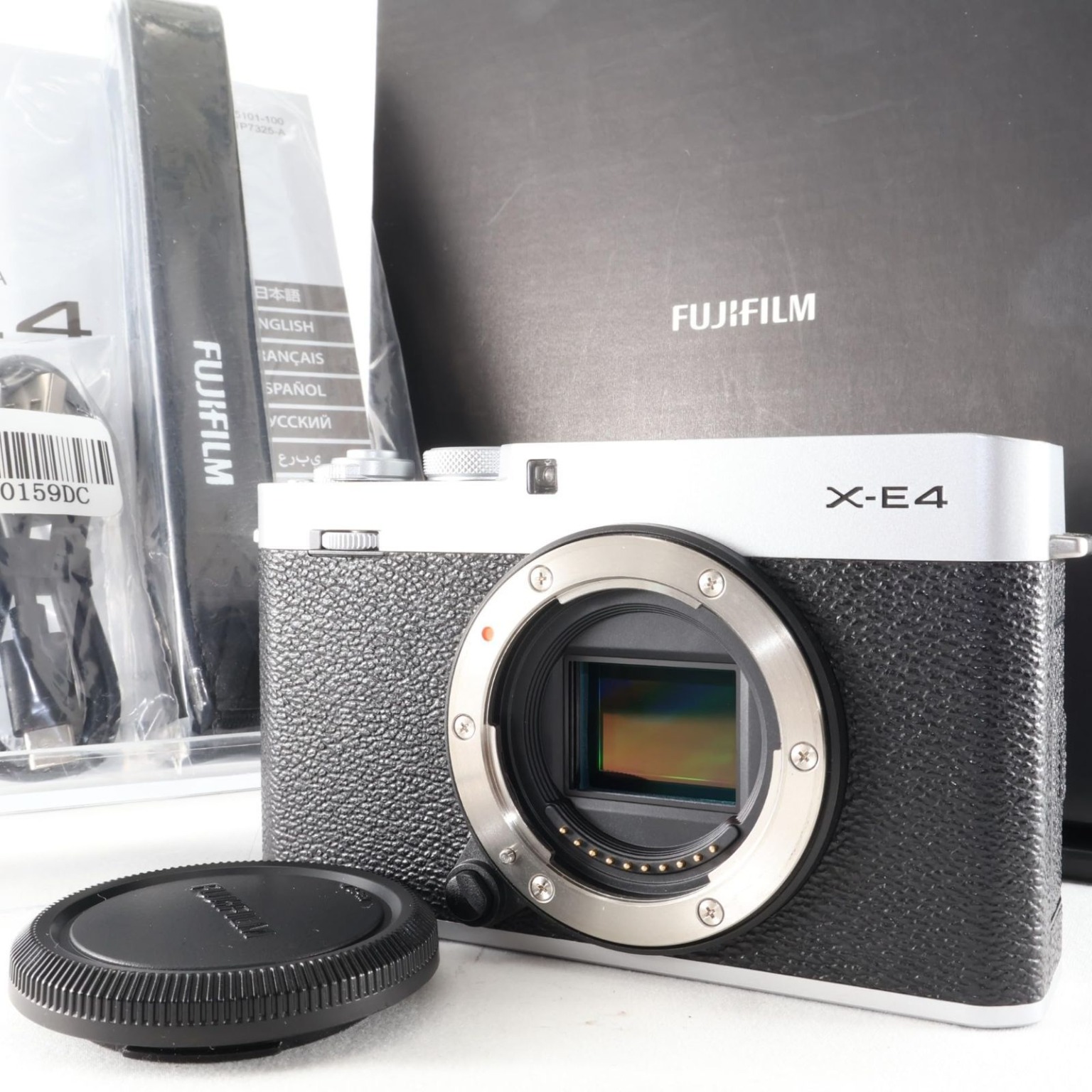 富士フイルム X-E4 ボディ 