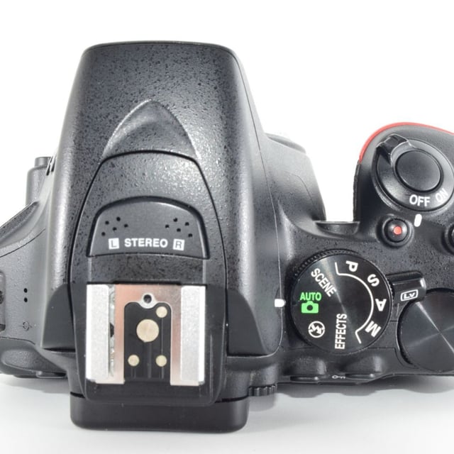D5600 ボディ