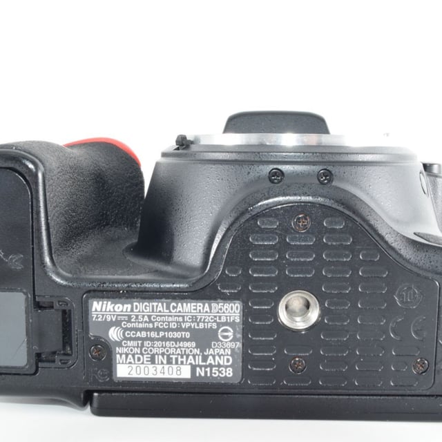 D5600 ボディ
