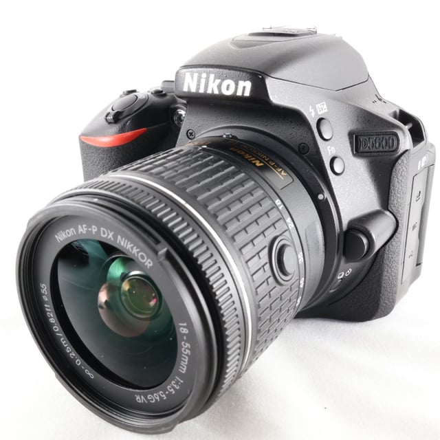 D5600 18-55 VR レンズキット