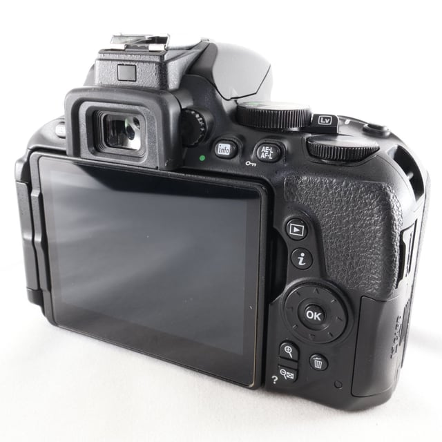 D5600 18-55 VR レンズキット