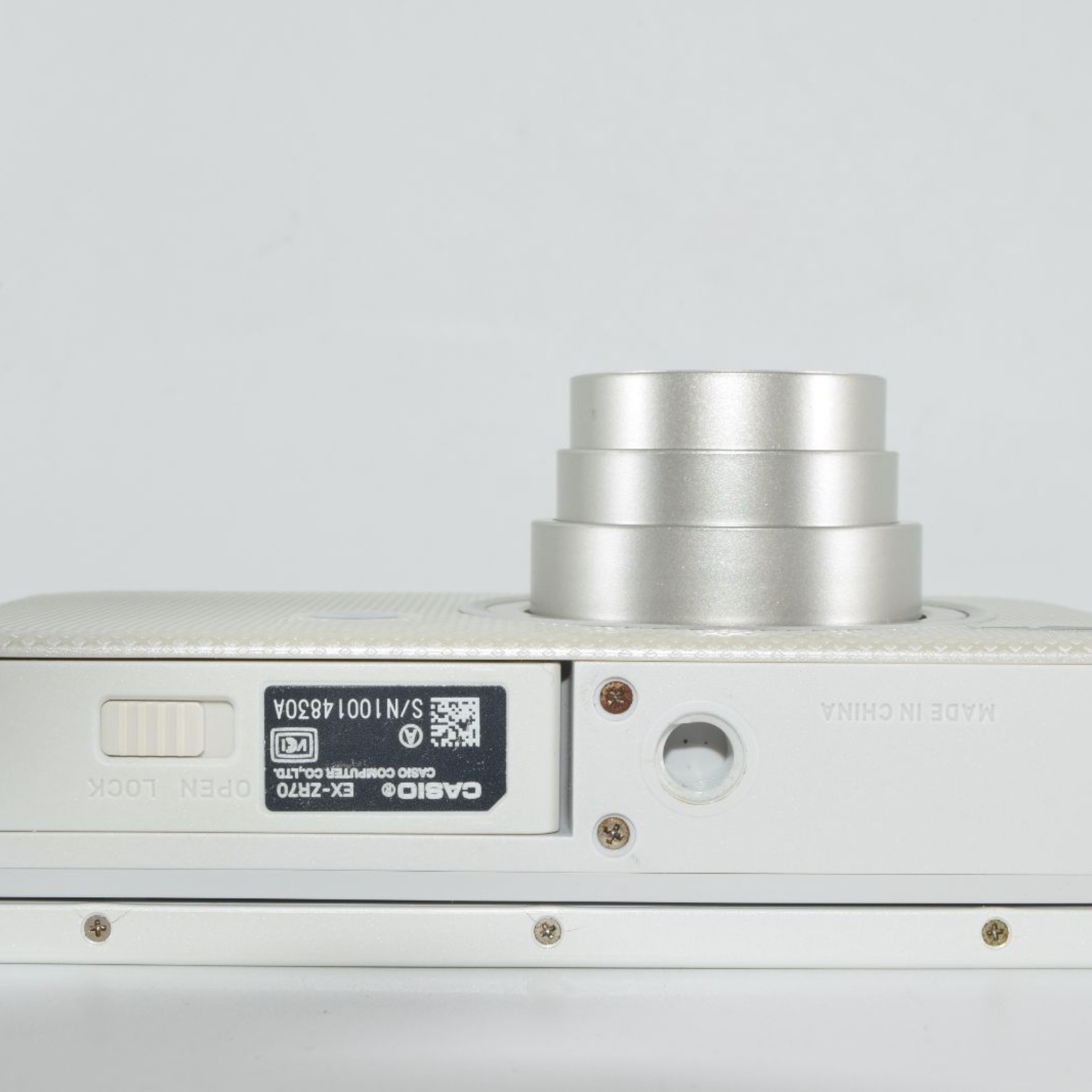 カシオ HIGH SPEED EXILIM EX-ZR70 