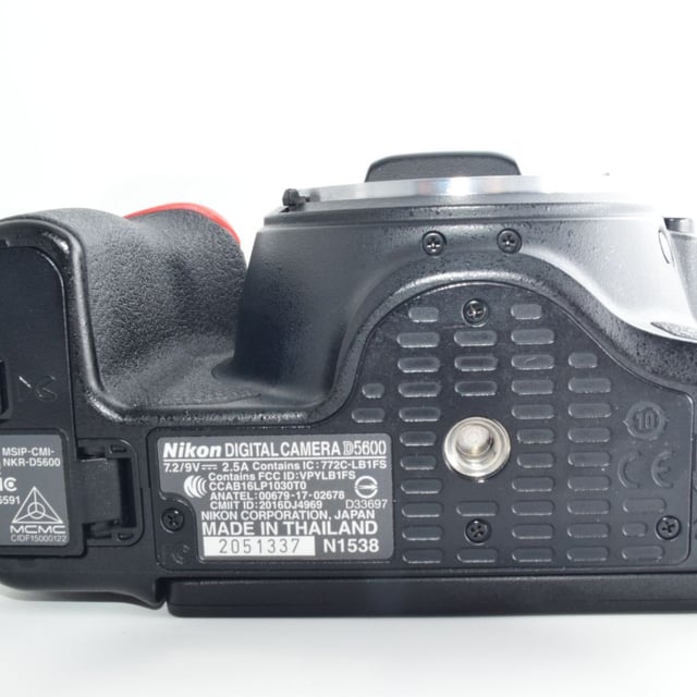D5600 ボディ