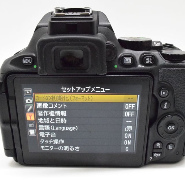 D5600 ボディ