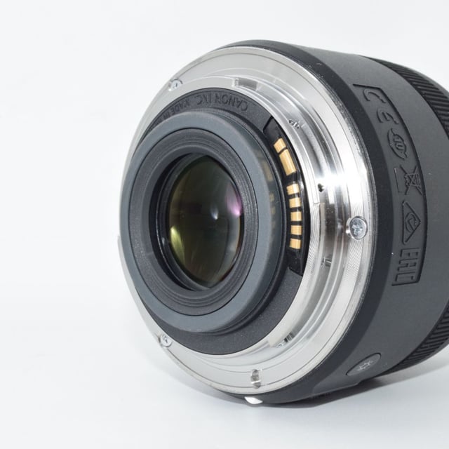 EF-S35mm F2.8 マクロ IS STM