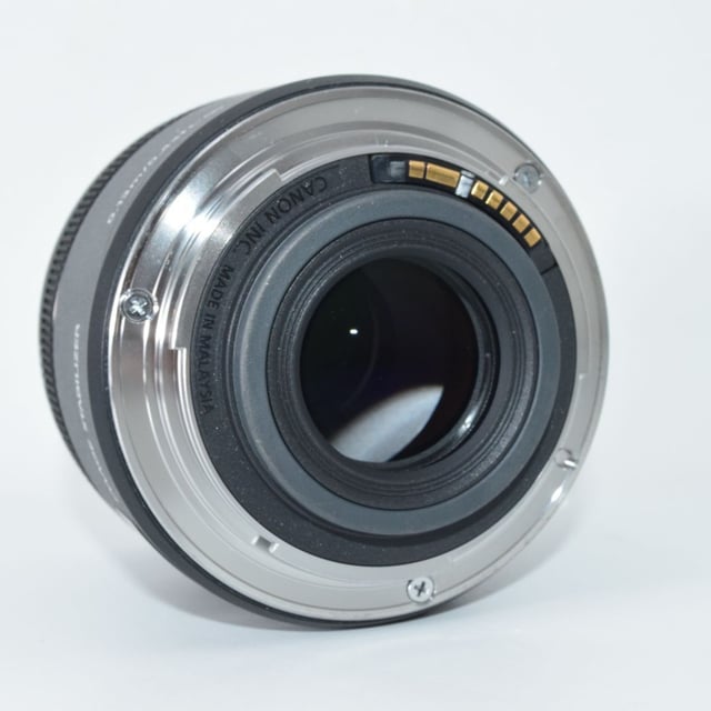 EF-S35mm F2.8 マクロ IS STM