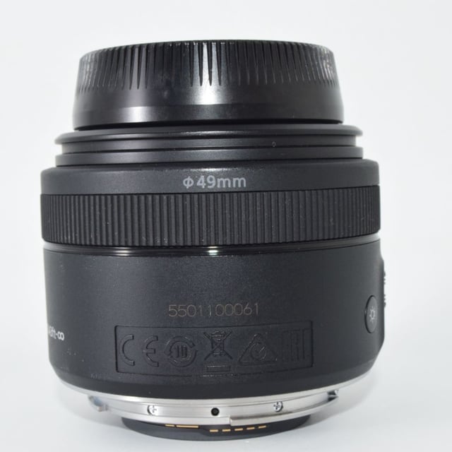 EF-S35mm F2.8 マクロ IS STM