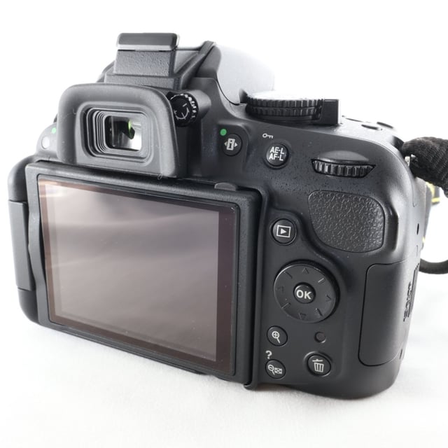 D5200 ダブルズームキット "ブラック"