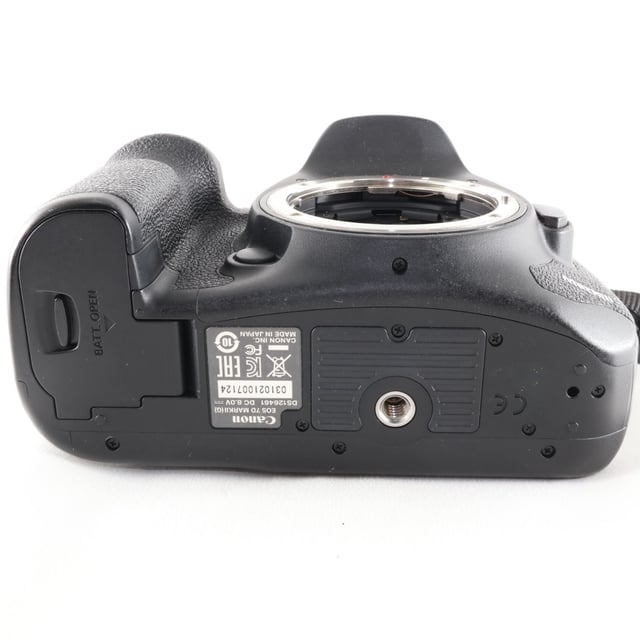 EOS 7D Mark II ボディ