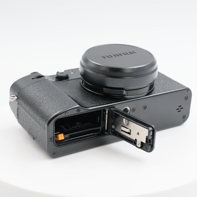 X100VI "ブラック"