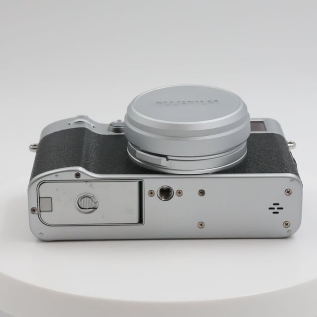 X100VI "シルバー"