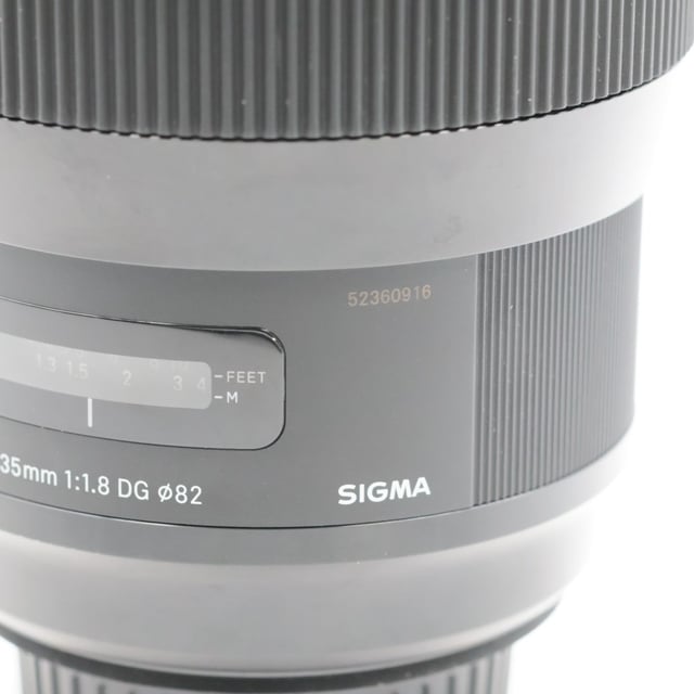 135mm F1.8 DG HSM キヤノン用