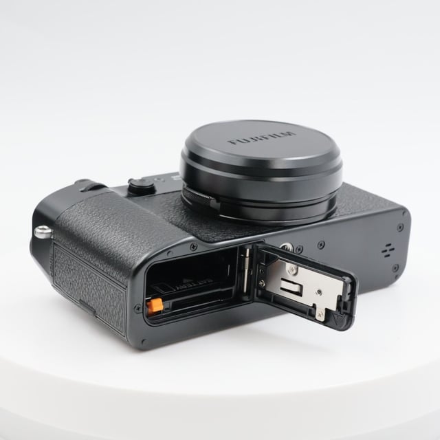 X100VI "ブラック"