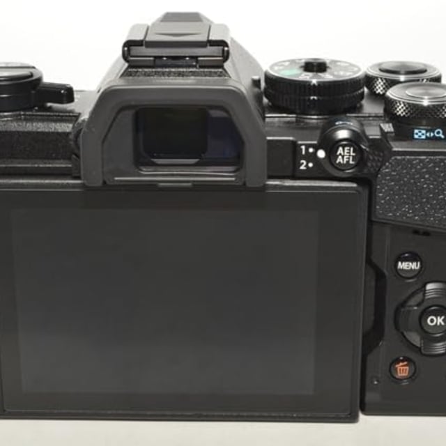 OM-5 12-45mm F4.0 PRO レンズキット "ブラック"