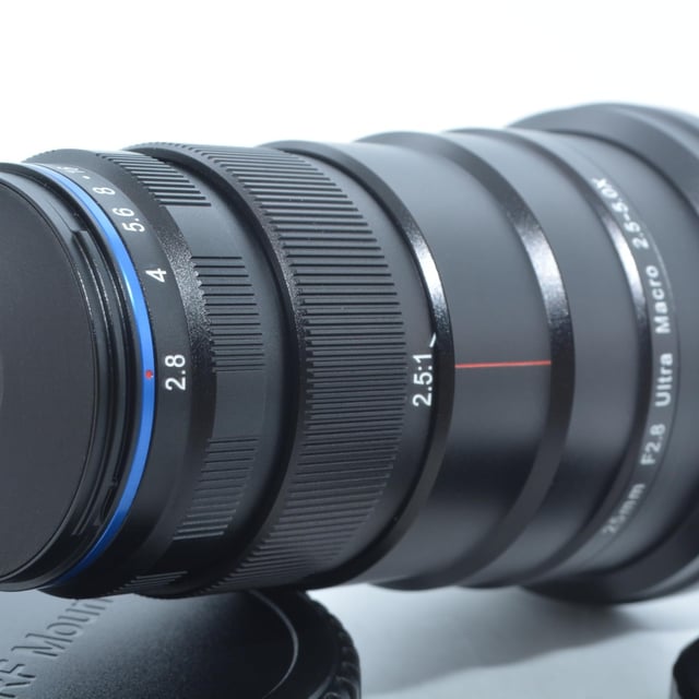 LAOWA 25mm F2.8 2.5-5X ULTRA MACRO キヤノンRF用
