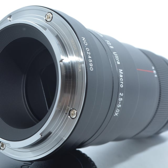 LAOWA 25mm F2.8 2.5-5X ULTRA MACRO キヤノンRF用