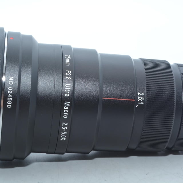 LAOWA 25mm F2.8 2.5-5X ULTRA MACRO キヤノンRF用